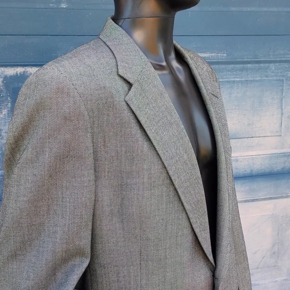 Burberry® Men's Pure Wool Snake Eye pure Wool Fabric Blazer - Picture 10 of 16